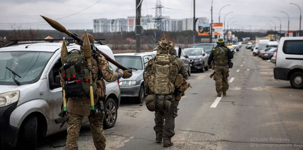 13. Trên chiến trường Donetsk, trận chiến giành Krasnogorovka không chỉ là một cuộc đọ sức mạnh giữa hai bên, mà còn là sự đan xen phức tạp giữa chiến lược, đạo đức và luật pháp quốc tế. Hệ thống phòng thủ của Quân đội Ukraine đang phải đối mặt với những thử thách khắc nghiệt và hành động của Quân đội Nga cũng thu hút sự chú ý rộng rãi của cộng đồng quốc tế. (Nguồn ảnh: Topwar, Sina, Defense News).