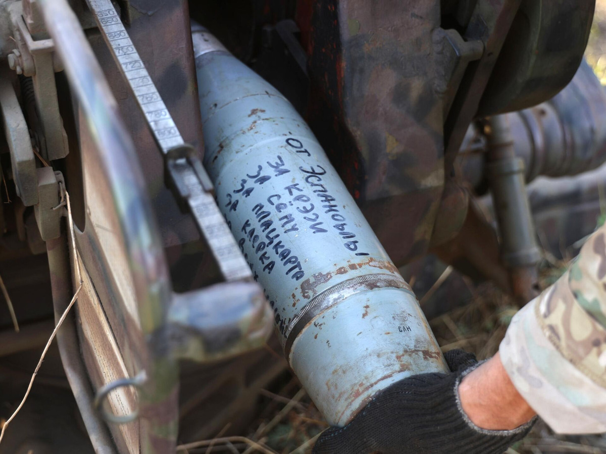 Và trong bối cảnh Nga thành lập các lữ đoàn pháo binh mới, nhiệm vụ của chúng là phá hủy các tuyến phòng thủ Ukraine vào mùa đông, trong khi phương Tây tăng cường cấm vận cả Nga và Triều Tiên, thì việc xích lại gần nhau về mặt quân sự giữa hai nước, trở nên dễ hiểu hơn.