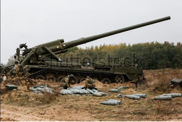 Câu hỏi thực sự ở đây là làm thế nào Nga có thể đáp ứng nhu cầu đạn pháo cho số đơn vị pháo binh lớn vậy. Để dễ hình dung, một lữ đoàn pháo binh hạng nặng (54 khẩu) tiêu thụ không dưới 3.600 viên đạn pháo mỗi ngày.