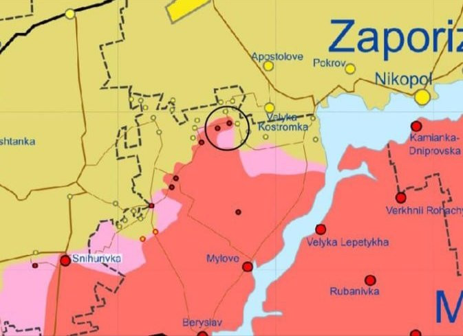 Khi Quân đội Nga rút khỏi Kiev, Ukraine đã lợi dụng dư luận và thổi phồng rằng sẽ mở cuộc phản công vào nửa cuối năm, nhưng phải đến cuối tháng 8, Ukraine mới quyết định mở cuộc phản công từ phía nam, với mục tiêu tái tràn ngập khu vực Kherson. Quân đội Ukraine chọn khu vực Kherson làm mục tiêu, chủ yếu vì hai lý do.