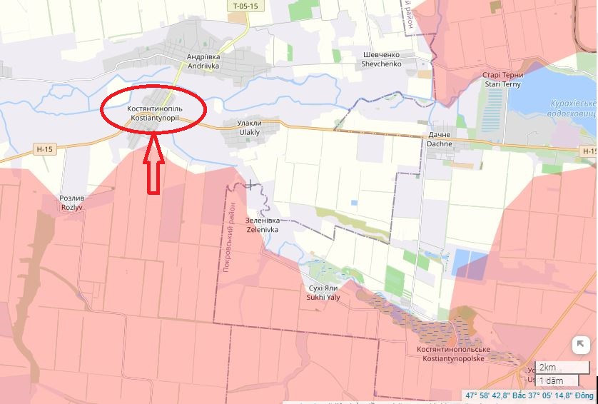 Trong khi đó, các đơn vị tiên phong của Cụm Vostok RFAF tiếp tục tiến về phía tây làng Zelenivka, phát triển về phía các khu định cư Konstantinopol và Ulakly, nằm trên trục đường cao tốc H-15 dẫn vào thành phố Kurakhove.