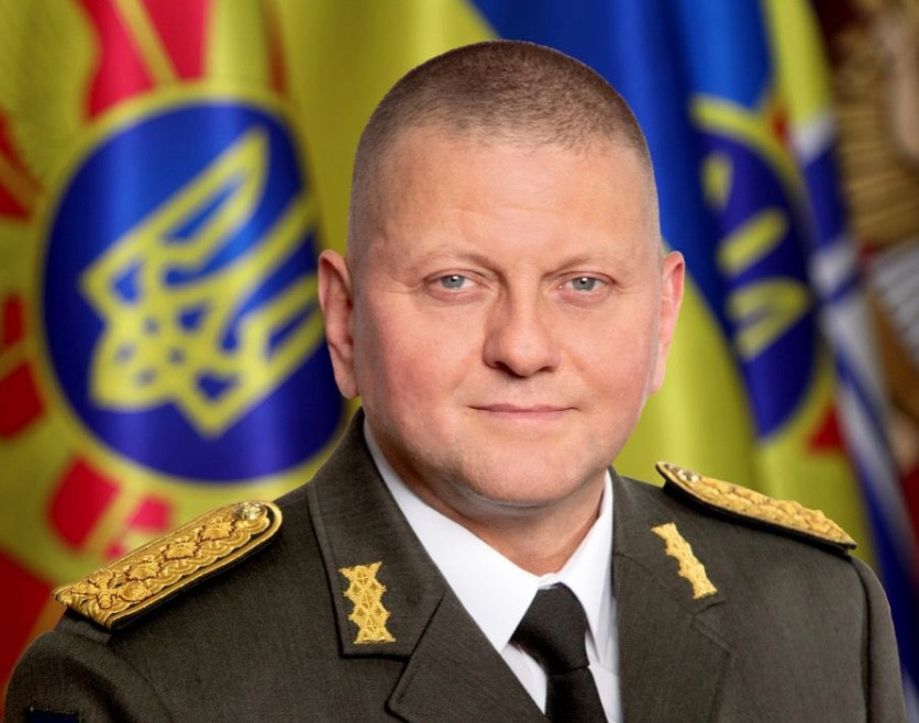 Thậm chí một số đơn vị Quân đội Ukraine đã trực tiếp từ chối thực hiện mệnh lệnh và thậm chí còn nổi loạn; Tổng tư lệnh Quân đội Ukraine càng chỉ trích Tổng thống nhiều hơn. Tiết lộ của truyền thông phương Tây lần này là để kiểm chứng tuyên bố trước đó của truyền thông Nga. 