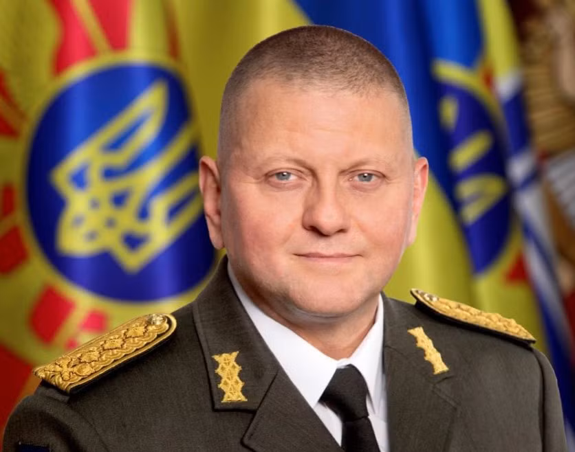 Thậm chí một số đơn vị Quân đội Ukraine đã trực tiếp từ chối thực hiện mệnh lệnh và thậm chí còn nổi loạn; Tổng tư lệnh Quân đội Ukraine càng chỉ trích Tổng thống nhiều hơn. Tiết lộ của truyền thông phương Tây lần này là để kiểm chứng tuyên bố trước đó của truyền thông Nga. 