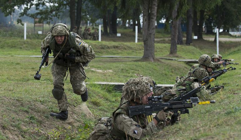 London chính thức chưa đưa ra bình luận về hành động của mình, tuy nhiên, nếu quân đội Anh thực sự xâm lược Donbass, Nga sẽ can thiệp vào tình hình Ukraine. 