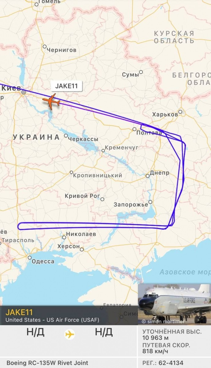 Theo các chuyên gia, các chuyến bay trinh sát trước đó của UAV TB2 trong khu vực này, chỉ cho phép thu thập thông tin hạn chế; nhưng với máy bay trinh sát tầm cao RC-135W, có thể thu được dữ liệu đáng tin cậy, về hoạt động của bất kỳ phương tiện nào phát ra sóng và tín hiệu vô tuyến. 