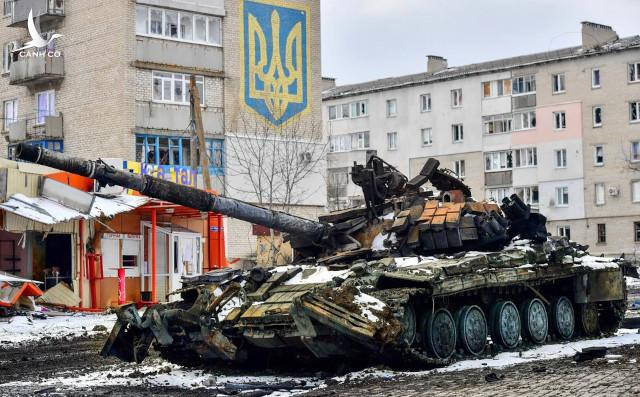 Ông Podoljak cũng nói rằng, Tổng thống Ukraine Volodymyr Zelensky và Tổng thống Nga Vladimir Putin sẽ không gặp nhau, cho đến khi "Ukraine đánh bại Nga ở miền đông Ukraine"; điều này sẽ giúp Ukraine có được vị thế thuận lợi trong các cuộc đàm phán.