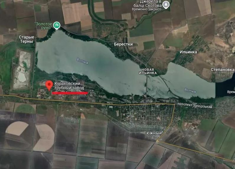 Lúc này trung tâm kháng cự duy nhất của AFU trong thành phố chỉ còn lại khu vực Nhà máy nhiệt điện Kurakhovskaya. Tuy nhiên, quân Ukraine thực sự bị nhốt trong khu vực này, và ở đó đã diễn ra các trận đánh ác liệt. Tuy nhiên với hỏa lực vượt trội, quân Nga nhanh chóng kiểm soát khu vực nhà máy nhiệt điện.