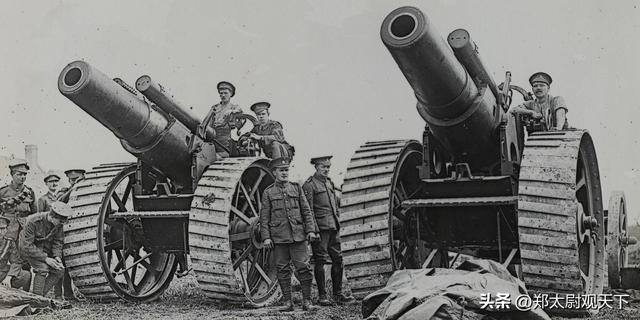 Trận đấu pháo lớn nhất trong lịch sử là Chiến dịch Somme trong Thế chiến thứ nhất, diễn ra từ ngày 1/7 đến ngày 18/11/1916. Ước tính có hơn 1,5 triệu viên đạn pháo được hai bên sử dụng. Chiến dịch Somme ước tính làm 1,2 triệu người chết hoặc bị thương. Đây là một trong những trận chiến đẫm máu nhất trong lịch sử nhưng kết cục vẫn là "bất phân thắng bại" cho cả hai bên tham chiến. 