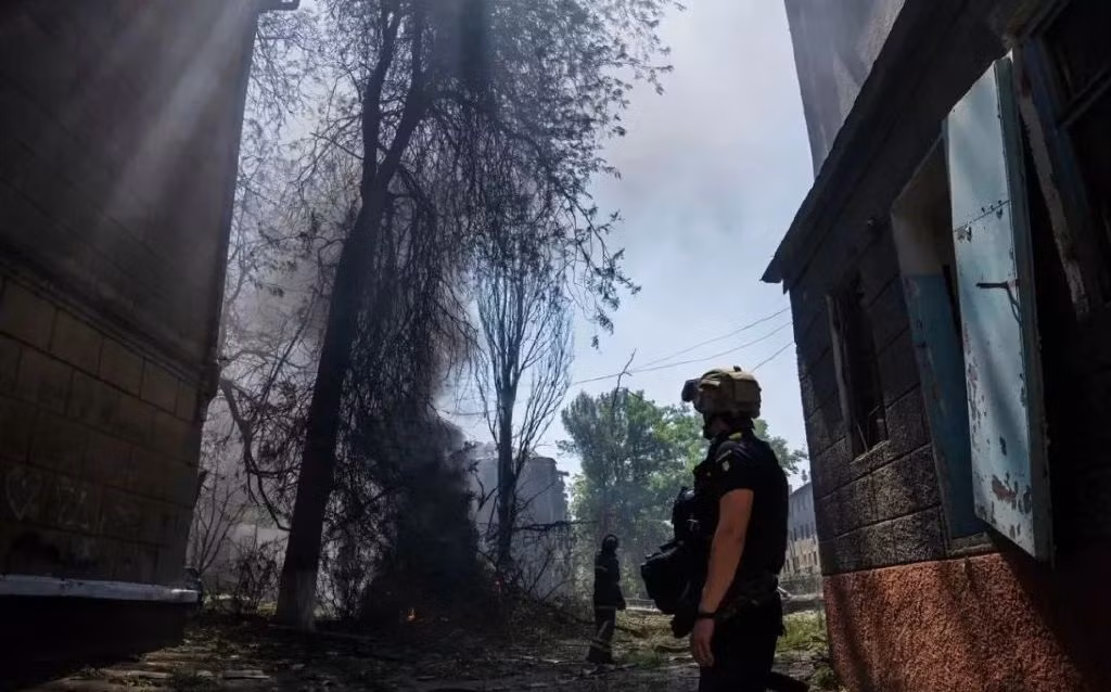 Ban đầu, thông tin rằng lính đánh thuê Wagner đã phá hủy chiếc Leopard 2 đầu tiên trên chiến trường Ukraine trên kênh Telegram, hóa ra chỉ là tin giả. Tuy nhiên ông Prigozhin, Chủ tịch công ty lính đánh thuê Wagner (Wagner PMC) đã xác nhận việc Quân đội Ukraine đưa Leopard 2 tới thị trấn Chasov Yar.