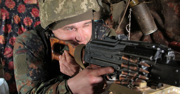 Không xa đường giới tuyến ở khu vực Donbass, do một lỗi của quân nhân Ukraine, một vị trí đóng quân của Quân đội Ukraine trong khu vực dân cư Topolinoye (thuộc khu vực do Ukraine kiểm soát), đã bị phá hủy.