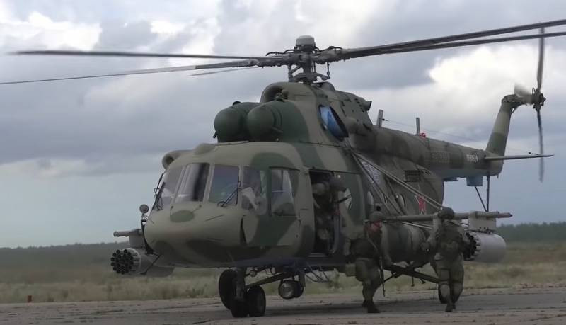 Trong quá trình Quân đội Nga đánh chiếm sân bay Gostomel, đã tiêu diệt 200 quân Ukraine bảo vệ tại đây, nhưng phía Nga hoàn toàn không bị thiệt hại gì về người và trang bị. Bộ Quốc phòng Nga cũng xác nhận việc bao vây và phong tỏa thành phố Chernihiv, cách thủ đô Kiev 105km về phía Bắc.