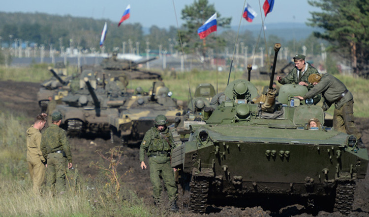 Do đó đối với Kiev, sự hỗn loạn trong thời gian dài của lực lượng pháo binh nước này là một vấn đề lớn. Bởi người ta ngày càng lo lắng rằng, Nga có thể đang chuẩn bị thực hiện một trong những hành động cứng rắn nhất, để chấm dứt 7 năm leo thang chiến tranh ở miền đông Ukraine.