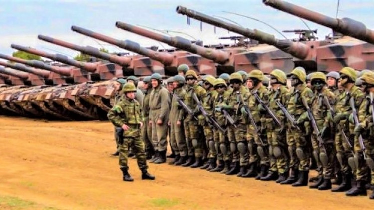 Ông Stoltenberg cảnh báo Nga về một “hậu quả nghiêm trọng”, nếu Nga tiến hành một cuộc tấn công mới vào Ukraine; ông cũng hy vọng rằng, những cuộc đàm phán và đối thoại khẩn cấp, có thể dẫn đến thành công.