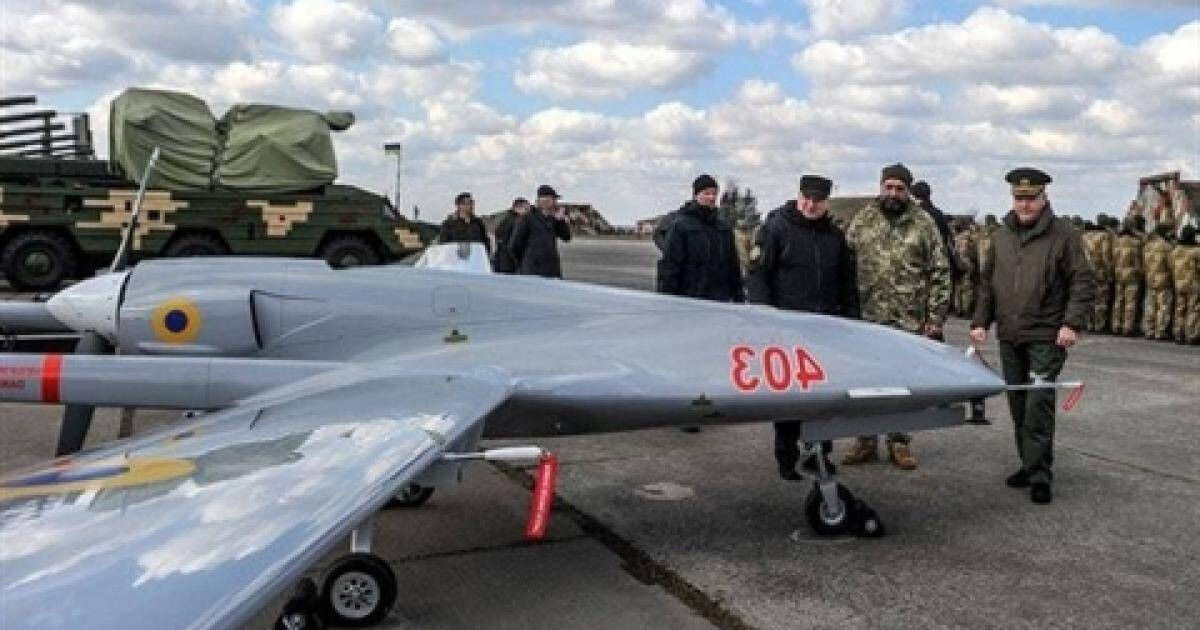 Trong những ngày qua, trong bối cảnh tình hình chiến sự có nguy cơ leo thang và lan rộng tại khu vực Miền Đông của nước này, phía Quân đội Ukraine tiếp tục sử dụng UAV TB2, nhưng chỉ cho nhiệm vụ trinh sát và sửa bắn cho lực lượng pháo binh Ukraine.