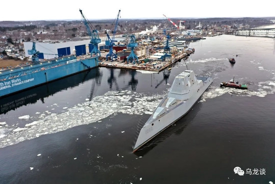 Tuy nhiên, do tên lửa LRHW rất lớn, nên MK57 không thể chứa được và hệ thống phóng thẳng đứng trên tàu Zumwalt nhất định phải được phát triển lại. Do đó, lớp Zumwalt sẽ không được trang bị tên lửa siêu thanh sớm hơn năm 2025. Như vậy, Zumwalt tiếp tục là con tàu đắt đỏ nhất mà chưa được vũ trang. 