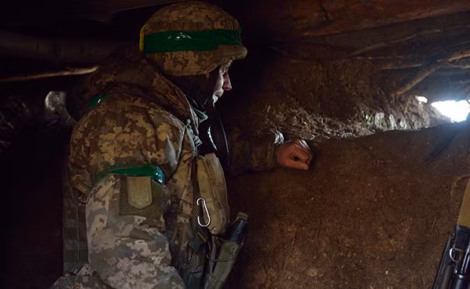 Trong 10 lữ đoàn Ukraine tập trung về hướng Kupyansk, có Lữ đoàn xe tăng số 3 ở phía bắc và Lữ đoàn xe tăng số 4 ở phía nam, để tổ chức một lực lượng với hàng trăm xe tăng, phương tiện chiến đấu và một lực lượng pháo binh quan trọng để bảo vệ Kupyansk và các khu dân cư xung quanh.