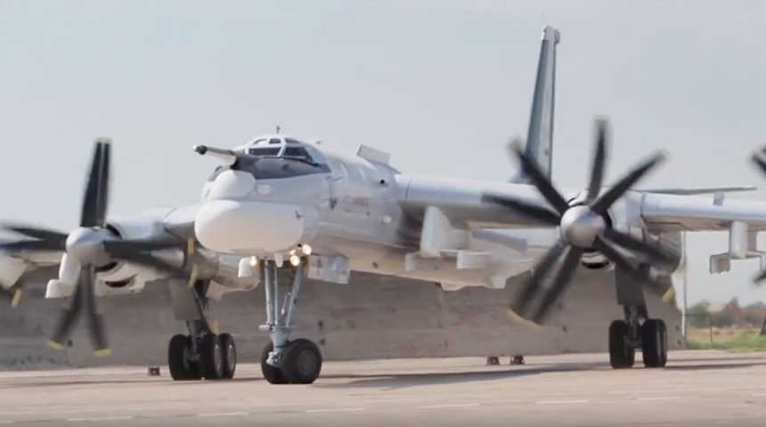 Theo thời gian, Tu-95 đã trải qua nhiều lần nâng cấp để đáp ứng yêu cầu của chiến tranh hiện đại. Phiên bản nâng cấp mới nhất, Tu-95MSM, tiếp tục xu hướng này, khi kết hợp động cơ, hệ thống điện tử hàng không và hệ thống vũ khí tiên tiến mới. 