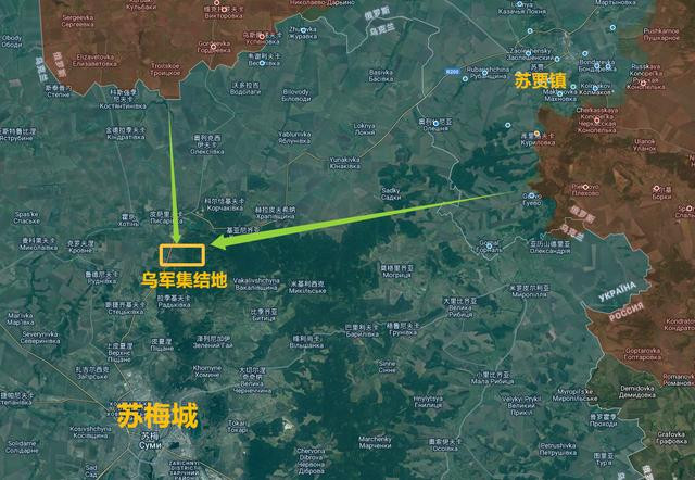 Làng Ivolzhanskoye nằm cách biên giới Nga-Ukraine khoảng 20 km về phía đông, cách chiến tuyến ở Kursk khoảng 31 km về phía đông và 13 km về phía bắc. Để tránh bị trinh sát RFAF phát hiện, AFU tổ chức trú quân bí mật trong cánh rừng, gần đường cao tốc N-07/R-200 dẫn đến mặt trận Kursk. Có thể nói, đây là vị trí trú quân lý tưởng.