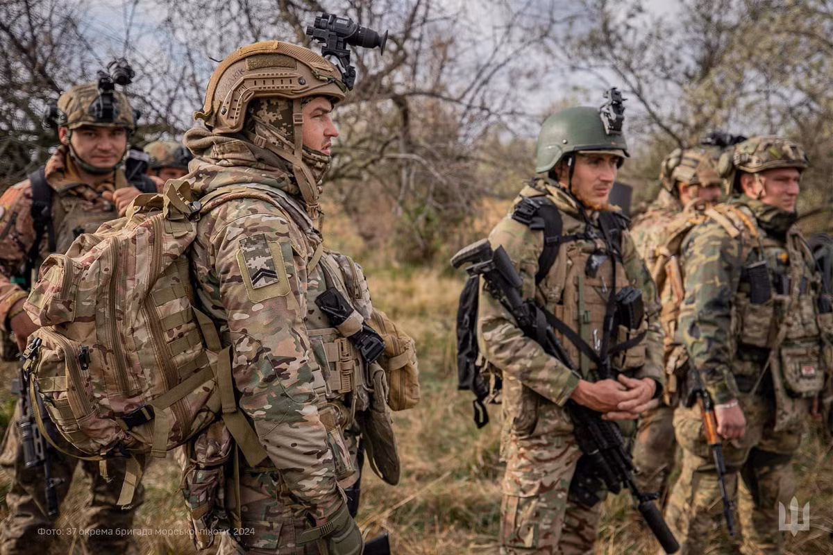 Trên chiến trường Kursk, Lữ đoàn Thủy quân Lục chiến 36 có thành tích chiến đấu tổng thể tốt, có thể được xếp vào một trong những lữ đoàn tinh nhuệ của AFU. Do AFU tập trung lực lượng trên hướng Kursk, nên Lữ đoàn 36 cũng nhận được xe chiến đấu bộ binh Marder của Đức. Ngoài ra, Lữ đoàn còn nhận thêm trang bị mới như xe tăng, UAV và tiếp tục bổ sung thêm quân số.