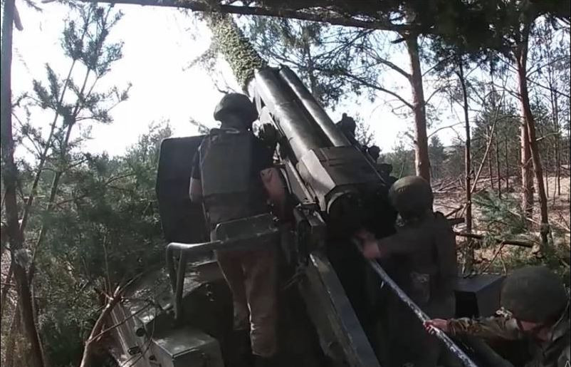 Tuy nhiên, những nỗ lực này đều vô ích trước hỏa lực chế áp và các cuộc không kích của Quân đội Nga. Mặc dù nỗ lực chiến thuật của Quân đội Ukraine rất dũng cảm, nhưng lại thiếu sự hỗ trợ chiến lược và hỗ trợ hậu cần đầy đủ; cuối cùng dẫn đến thất bại. 