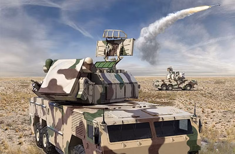 Nhờ áp dụng các giải pháp kỹ thuật mới, tính năng chiến đấu của phiên bản Tor-M2 liên tục được nâng cao. Ở trạng thái chiến đấu, tổ hợp chỉ mất 1 đến 3 giây để phản ứng với các mục tiêu bay, kể cả các mục tiêu bay thấp và có độ phản xạ radar thấp.