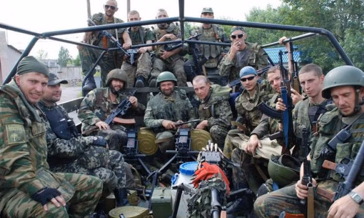 Theo lực lượng dân quân DPR thông báo rằng, trụ sở của lực lượng chỉ huy chung Miền Đông của Quân đội Ukraine (JFO), trên thực tế đã bị phá hủy; điều này được xác nhận là do hoảng loạn và thiếu phối hợp hành động.