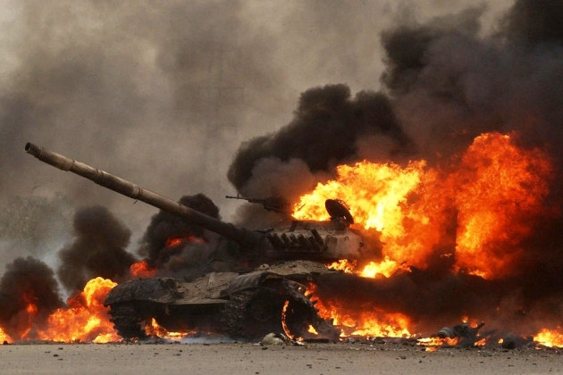 Theo thông tin ban đầu, trước sự phản công mãnh liệt của Quân đội Ukraine, lực lượng dân quân đã chịu tổn thất đáng kể, cả về trang thiết bị và nhân lực; đã có 80 dân quân LPR bị phía Ukraine tiêu diệt. Hiện lực lượng dân quân đã được rút hoàn toàn khỏi khu vực thị trấn Shchastia.