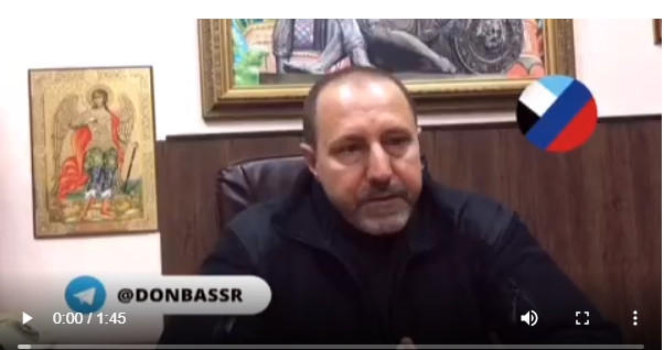 Trong khi đó, ông Alexander Khodakovsky, Chỉ huy một đơn vị dân quân DPR, đã nói về mối đe dọa mất kiểm soát đối với các vùng ngoại ô của Donetsk; khi Quân đội Ukraine thực hành đột phá thành công qua các điểm chốt giữ của dân quân DPR.