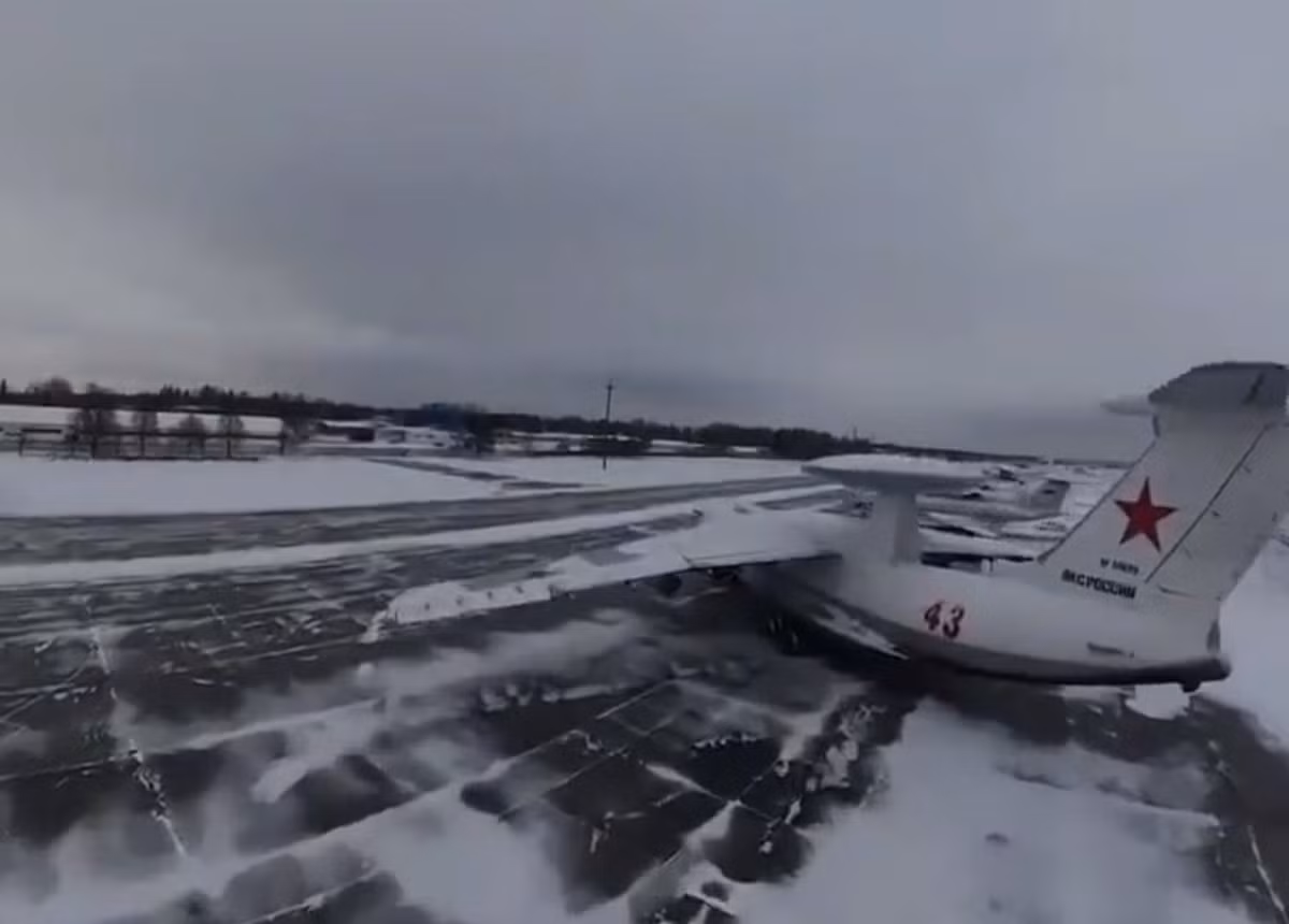 Nhưng đánh giá từ sự phát triển chung của Không quân Nga, cũng như kết quả chiến đấu thực tế của cuộc xung đột Nga-Ukraine trong một năm vừa qua, thì lực lượng máy bay AWACS của Không quân Nga có những điểm yếu khá nghiêm trọng. 