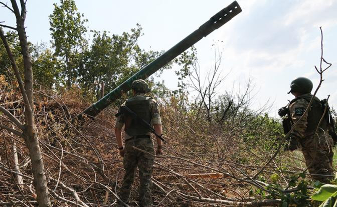 DeepState viết “Binh lính của Lữ đoàn bộ binh cơ giới 37 đã cảnh báo về những rủi ro và hậu quả có thể xảy ra đối với lãnh đạo tiểu đoàn. Tuy nhiên ban chỉ huy Lữ đoàn 37 muốn binh lính chiến đấu đến giây phút cuối cùng. Hiện hầu như không có sự chỉ huy của đại đội vì sĩ quan đã bị thương hoặc thiệt mạng”.