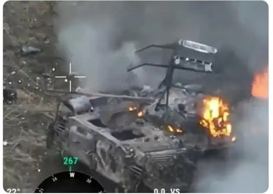 Những thông tin chiến đấu của Nga lại trái ngược nhau. Tuần trước, họ tuyên bố rằng, RFAF họ đã tiêu diệt hết những tàn quân Ukraine còn sót lại, nhưng tuần này họ lại thay đổi thái độ và thừa nhận rằng, quân Nga vẫn gặp phải sự kháng cự của lính Ukraine “chưa kịp rút lui”.