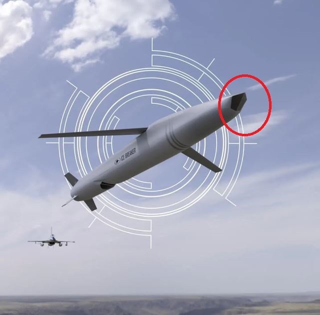 Trên các tên lửa tấn công mặt đất như tên lửa không đối đất (AGM), các thiết bị tìm kiếm mục tiêu bằng quang học thường được trang bị. Trong khi đó, vẫn chưa rõ chính xác những thay đổi nào đã được Ukraine thực hiện đối với hệ thống động cơ, dẫn đường của tên lửa Neptune. 