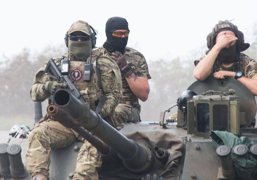 Trong những ngày gần đây, các quan chức Ukraine đã nhiều lần cảnh báo về chiến dịch quân sự lớn sắp xảy ra của Quân đội Nga, mặc dù họ đưa ra những mốc thời gian khác nhau. Theo các quan chức Ukraine, Moskva tìm cách giành lại thế chủ động và kiểm soát phần còn lại của Donbass.