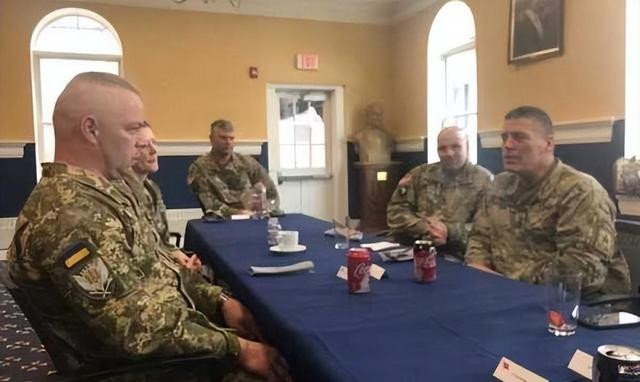 Bộ trưởng Quốc phòng Ukraine, ông Oleksiy Reznikov hôm 5/2/2023 cho biết, có dấu hiệu quân Nga sẽ phát động một cuộc tấn công mới ở Donbass và các khu vực phía Nam vào cuối tháng này, nơi họ hiện đang kiểm soát phần lớn lãnh thổ. 