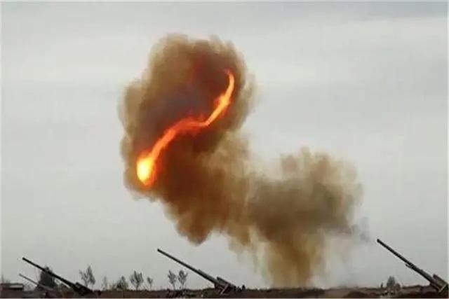 Phía Ukraine cũng thừa nhận rằng, họ đã phải hứng chịu thương vong tương đối cao trong các trận chiến ở Kherson và những nơi khác. Ukraine tiết lộ rằng, một lượng lớn cơ sở hạ tầng ở khu vực Kherson đã bị phá hủy và Ukraine rất khó duy trì hoạt động.