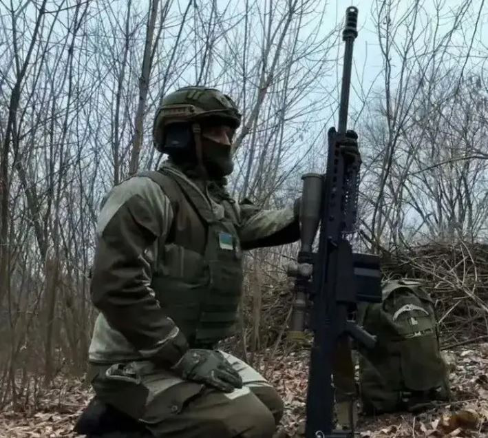 Điều được biết chính xác hơn là Lữ đoàn 116 của Ukraine đã được rút khỏi Avdiivka. Trong tiểu khu Khimik, nơi trước đây đã tổ chức phòng thủ, chỉ còn lại một nhóm nhỏ gồm một số xe chiến đấu bộ binh và xe tăng.