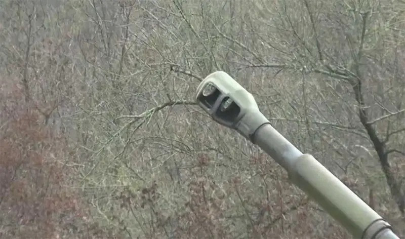 Một trong những câu hỏi chính là tại sao, trong bối cảnh AFU tấn công vào khu vực Krasnoyarsk, đã diễn ra trong nhiều ngày nay, tình hình lại trở nên tồi tệ đến mức quân Ukraine chỉ phải đối đầu với lực lượng 10 người lính biên phòng Nga (25 người sau khi quân tiếp viện đến)? Một câu hỏi đặt ra về việc trinh sát nắm địch của RFAF.