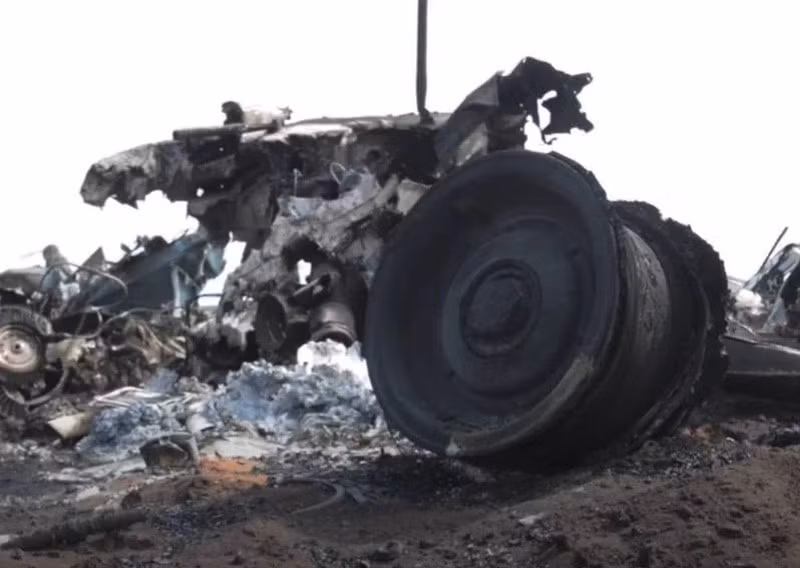 Theo hãng thông tấn TASS của Nga ngày 10, Thiếu tướng Konashenkov nói với các phóng viên rằng, sau khi thất bại di tản chỉ huy Tiểu đoàn Azov bằng trực thăng của Ukraine, nỗ lực rút chỉ huy của Tiểu đoàn Azov và lính đánh thuê nước ngoài khỏi Mariupol, của chính quyền Kiev vẫn chưa dừng lại.