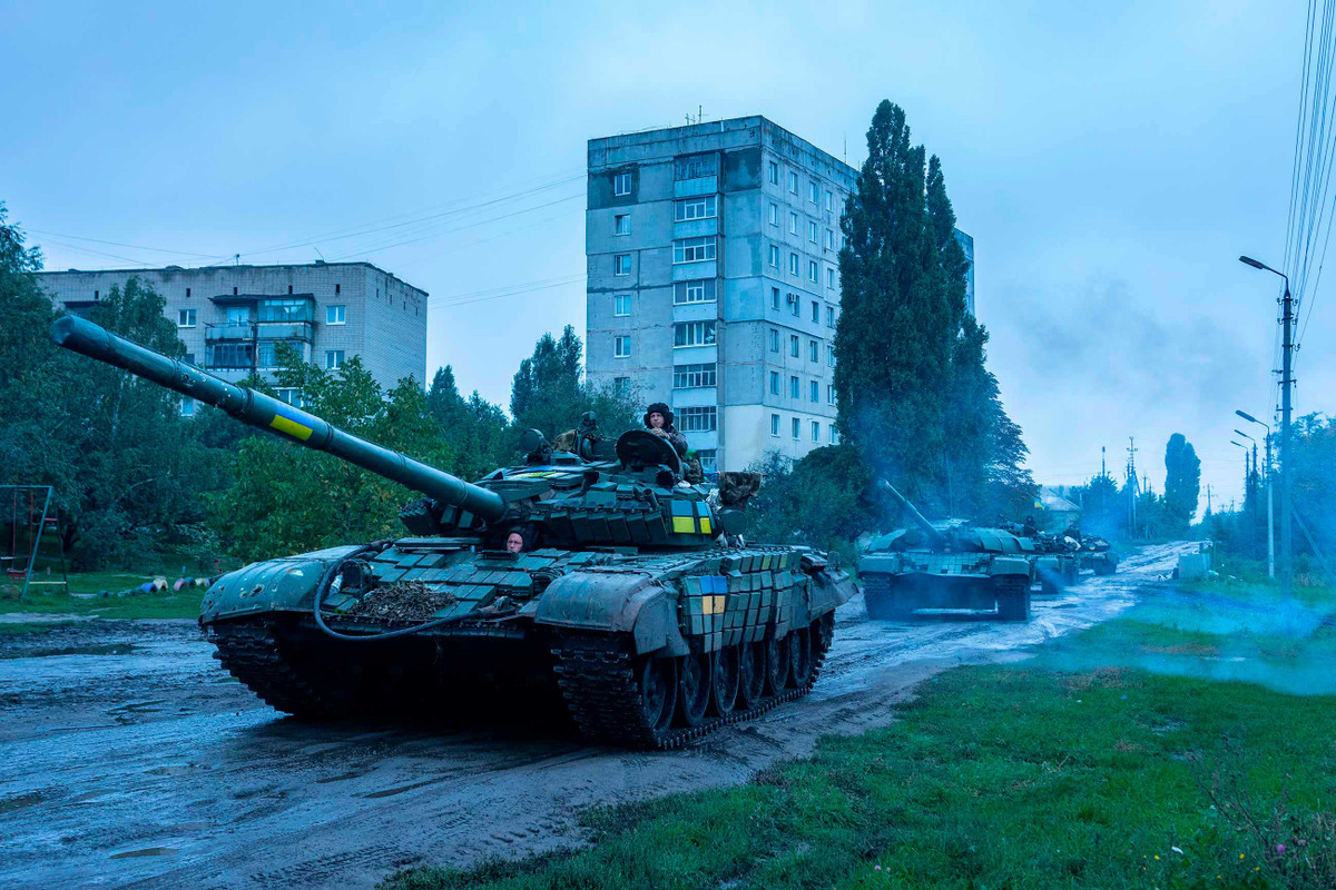 Nếu tràn ngập được Kharkov, không chỉ mối đe dọa an ninh đối với tỉnh Belgorod của Nga về cơ bản sẽ bị loại bỏ; nhưng quan trọng hơn, một chiến thắng lớn như vậy cũng đủ để đánh bại hoàn toàn niềm tin của phương Tây đối với Ukraine. Đồng thời ý chí phản kháng của người Ukraine cũng sẽ bị “lung lay”. 