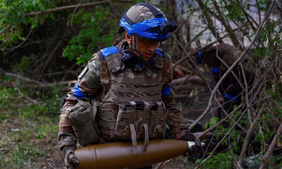 Tuy nhiên, các quyết định của khẩn cấp Quân đội Ukraine đã không giải quyết được hoàn toàn khủng hoảng. Mặc dù nhiều lực lượng dự bị đã được huy động tới khu vực Kharkov, nhưng tình hình vẫn rất căng thẳng. Sự đột phá và áp lực của quân Nga đã khiến tuyến phòng thủ của quân Ukraine gặp nguy hiểm, còn sự xuất hiện của “Lữ đoàn Ba Lan” cũng không thể đảo ngược hoàn toàn tình thế.