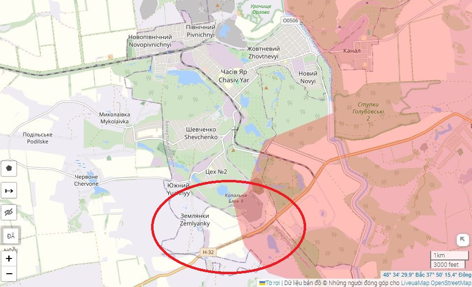 Theo kênh quân sự Rybar, Lực lượng đặc nhiệm Akhmat đã tiến cách xa kênh Seversky Donets - Donbass tới 3 km, và cắt đứt tuyến đường H-32 (0514); đây là một trong những tuyến đường tiếp tế chính cho lực lượng đồn trú của Ukraine ở khu vực Chasov Yar từ hướng thành phố Kostiantynivka.