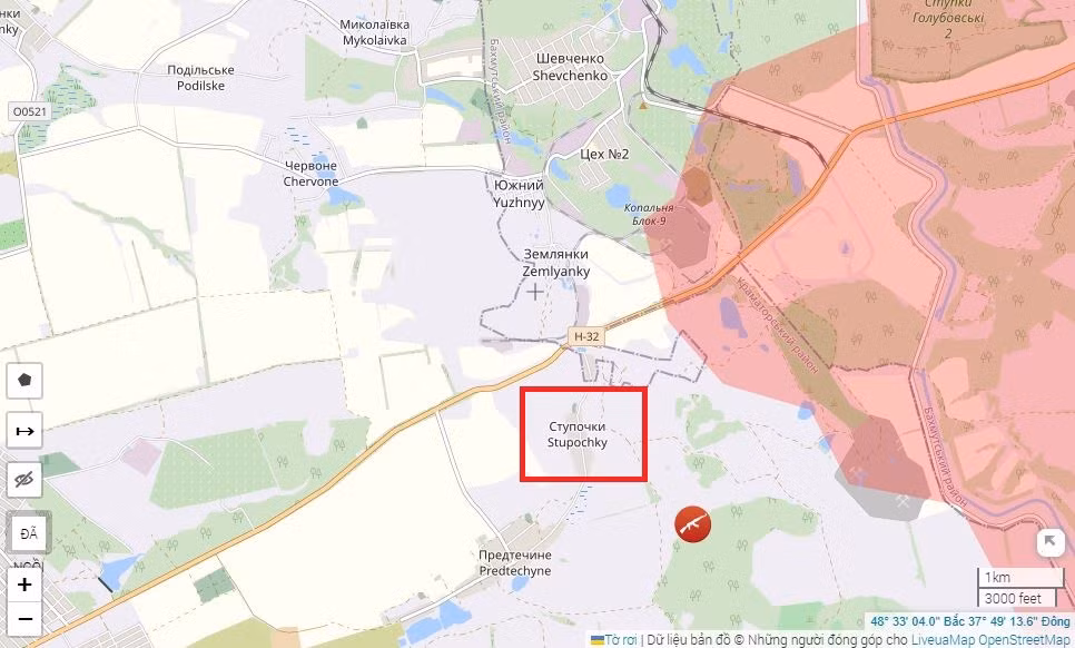 Các chuyên gia của Viện Nghiên cứu Chiến tranh Mỹ (ISW) dẫn nguồn tin độc lập cho biết, quân Nga đã tiến dọc theo đường cao tốc T0504 Bakhmut-Konstantinovka ở phía nam Chasov Yar và hiện cách Stupochka 2 km về phía đông; nhưng thông tin này chưa có xác nhận của phía Ukraine.