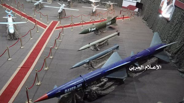 Trong cuộc chiến bất đối xứng này, mọi lợi thế dường như đều nghiêng về phía Houthi. Cho đến nay, Arab Saudi vẫn có khả năng duy trì cuộc chiến này. Houthis cũng có thể muốn tăng tần suất các cuộc tấn công bằng UAV, vì họ đang nắm lợi thế.