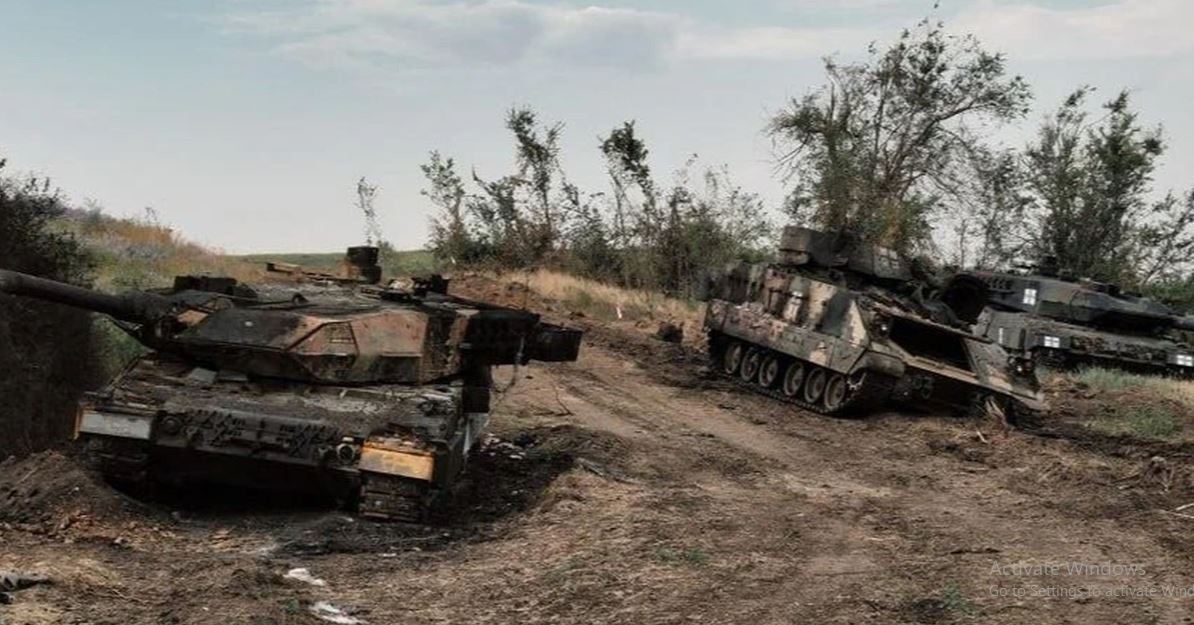 Đối với Leopard-2, một số chiếc đầu tiên đã bị tiêu diệt trong một cuộc phản công thất bại của Ukraine, nguyên nhân là do lớp giáp của xe tăng Đức rất kém.