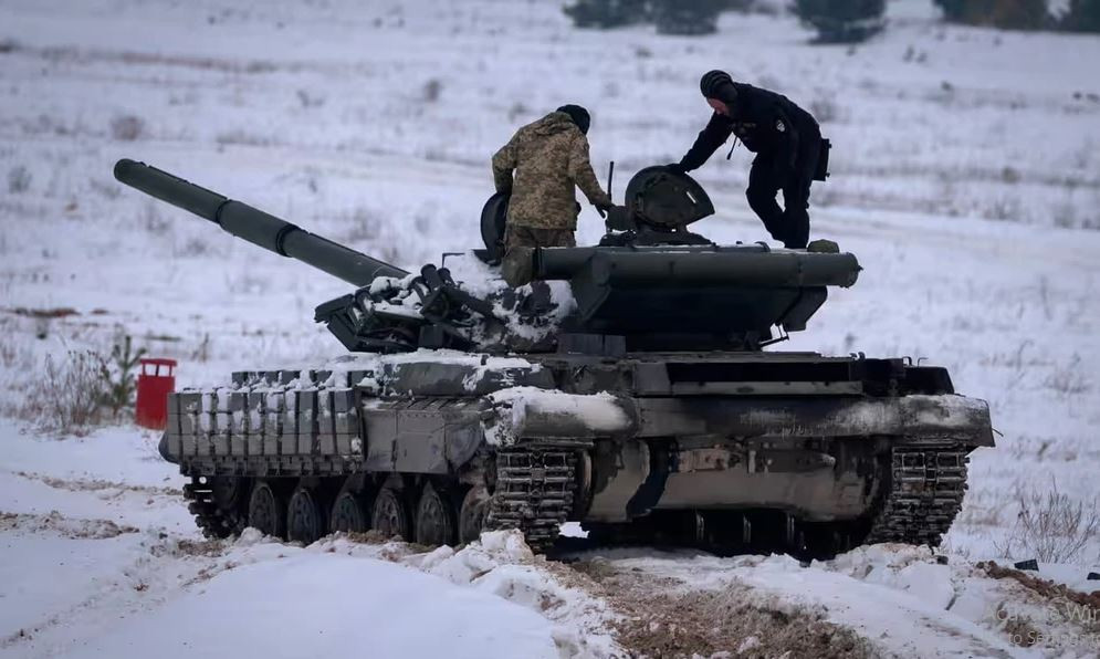 Quân đội Nga đang mở các cuộc tấn công tại Avdiivka, Rabotino, Kupyansk, Chasov Yar và Ocheretino, dường như họ đang sử dụng chiến lược tấn chiều công sâu quy mô lớn để kiểm tra điểm mạnh, điểm yếu của tuyến phòng thủ của Quân đội Ukraine.