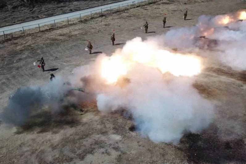 60 nam chinh chien cua phao luu 122mm D-30: Van con tiem nang-Hinh-9