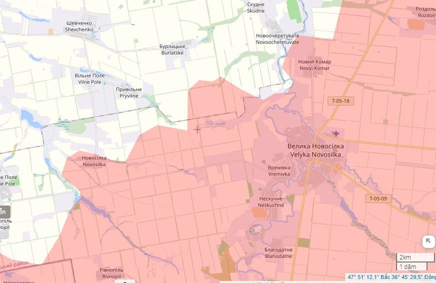 Thứ ba, RFAF đã tấn công vào phía sau tuyến phòng thủ mới Dnipro. Vào ngày 17/2, các Trung đoàn cơ giới 143 và 394 của RFAF đã phát động một cuộc tấn công dữ dội về phía bắc và phía tây thị trấn Velyka Novosyolka, hướng thẳng đến làng Novoselka, chỉ cách đường cao tốc H-15 từ Zaporizhia đến Kurakhovo khoảng 10 km. 