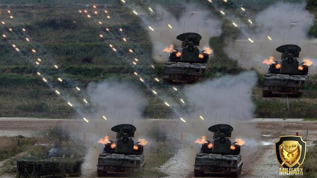 Những phương tiện phòng không dày đặc này, được thiết kế để chống lại máy bay trực thăng, máy bay chiến đấu, tên lửa hành trình và máy bay không người lái của đối phương, và những hệ thống phòng không này sẽ không phải là “để làm cảnh”. 