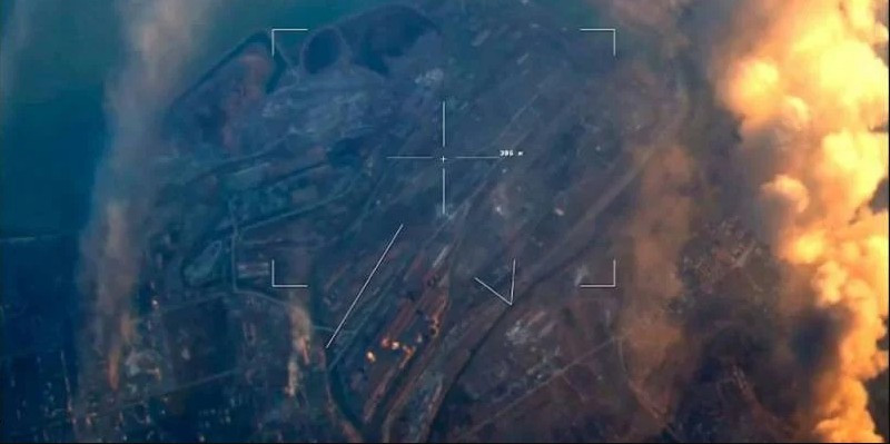 Việc Quân đội Ukraine rút các hệ thống phòng không tầm cao ra khỏi khu vực chiến tuyến, đồng nghĩa cũng đặt các mục tiêu mặt đất của họ vào tầm đe dọa của các loại bom lượn có điều khiển của Không quân Nga. 