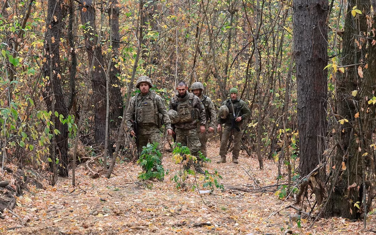 Theo Bộ Quốc phòng Nga, dù đã điều động hơn 50.000 quân tới Kursk, nhưng họ vẫn chưa có lợi thế tuyệt đối trước quân Ukraine; và nếu quân số tiếp tục tăng, có thể dẫn đến sơ hở ở những nơi khác, như mặt trận phía đông Ukraine.